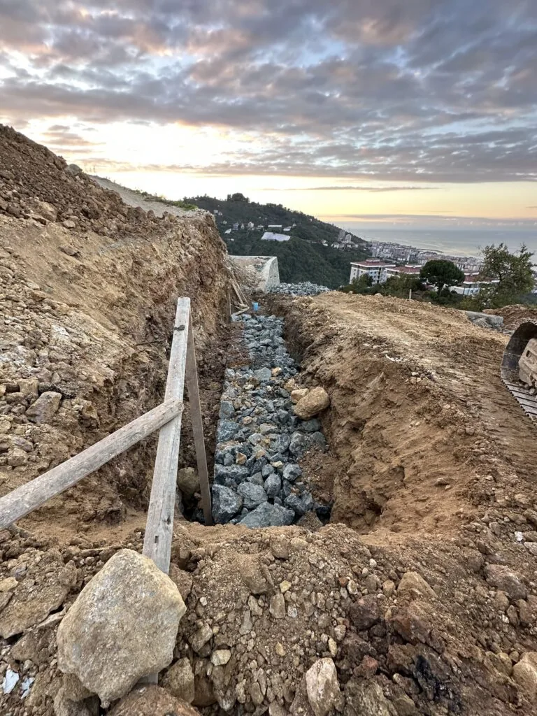 Giresun Millet Ormanı Taş Duvar Yapım İşi uygulama görüntüsü 2