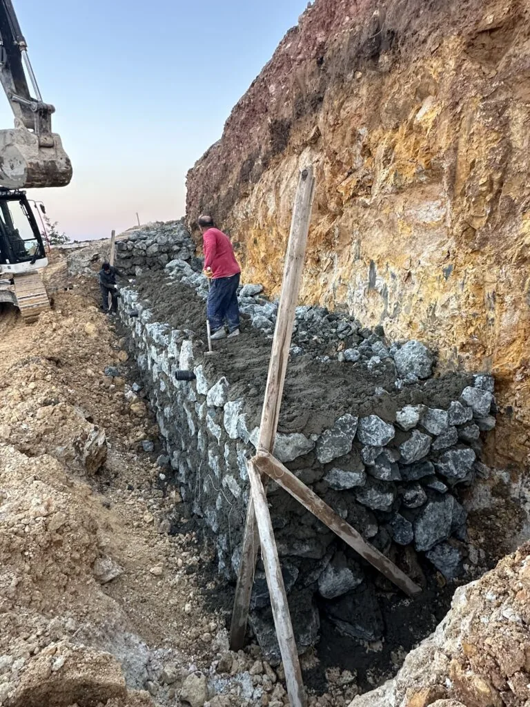 Giresun Millet Ormanı Taş Duvar Yapım İşi uygulama görüntüsü 3