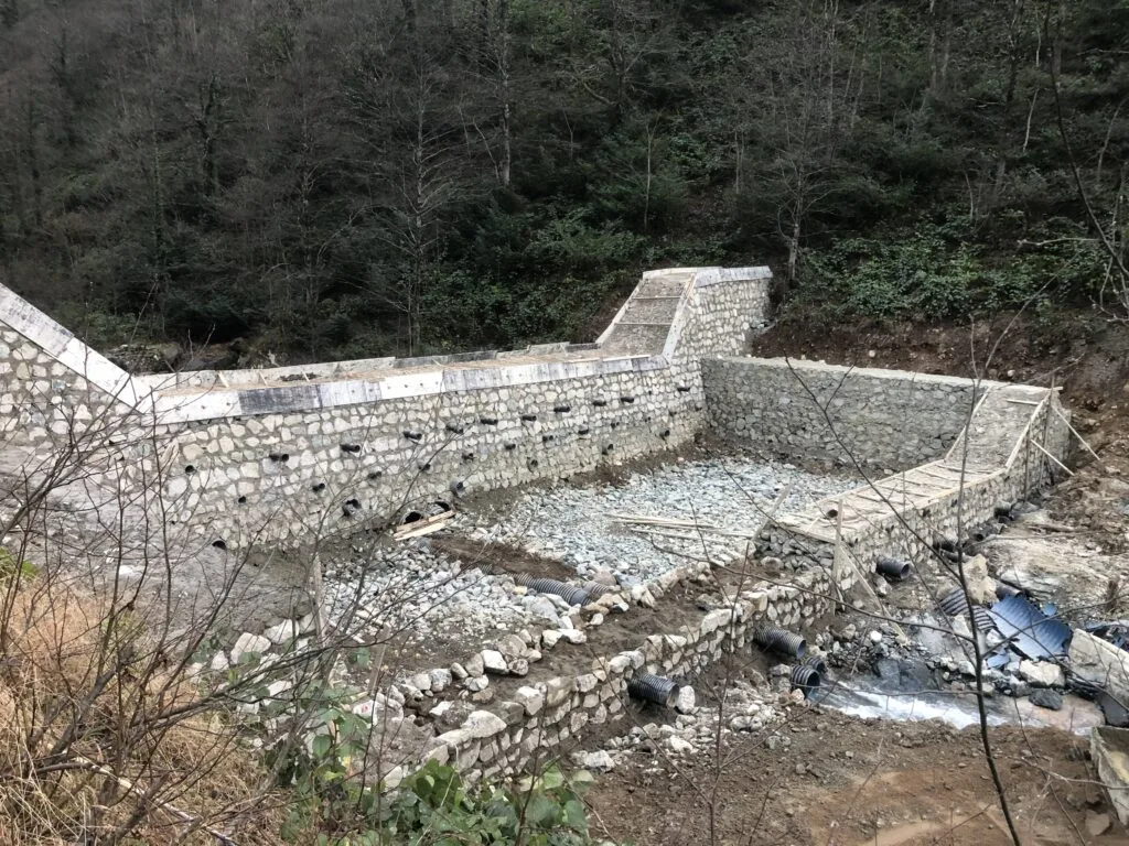 Güce HES Taşkın Koruma Projesi uygulama görüntüsü 10