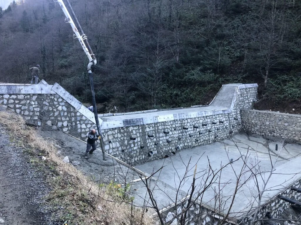 Güce HES Taşkın Koruma Projesi uygulama görüntüsü 16